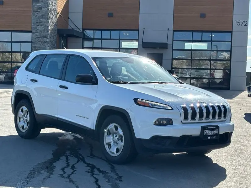 2018 Jeep Cherokee Sport photo 1