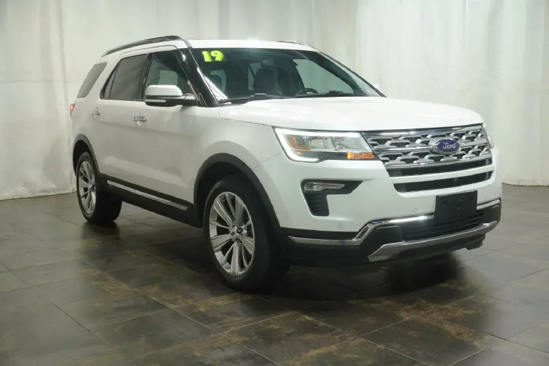 2019 Ford Explorer Limited 4WD photo 1