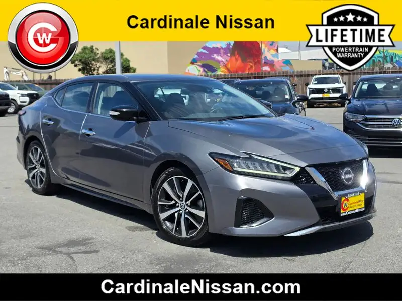 2023 Nissan Maxima SV photo 1