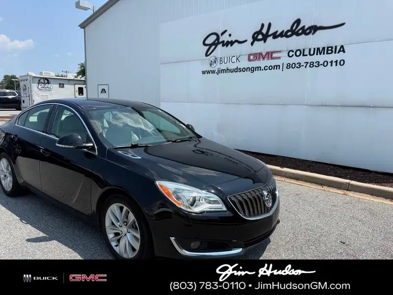 2016 Buick Regal Base photo 1