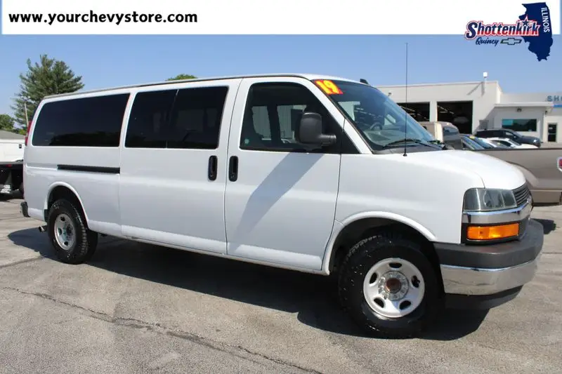 2019 Chevrolet Express 3500 LT Extended photo 1