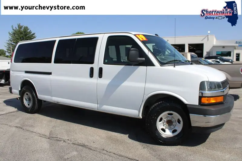 2019 Chevrolet Express 3500 LT Extended photo 1