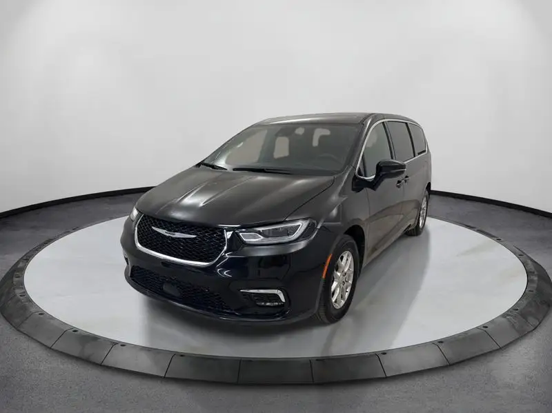 2025 Chrysler Pacifica Select photo 1