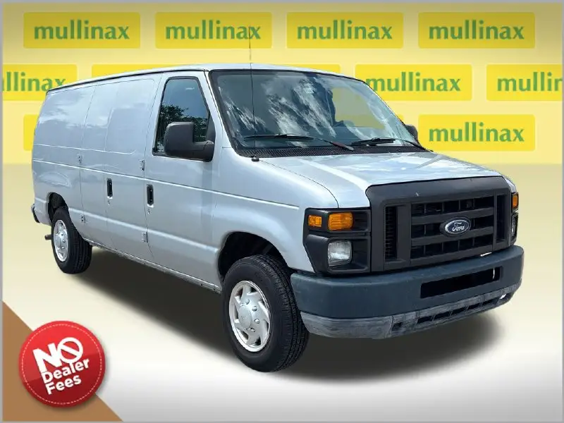 2011 Ford E-Series E-150 Van photo 1