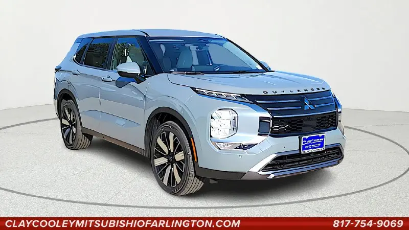 2026 Mitsubishi Outlander SE FWD photo 1