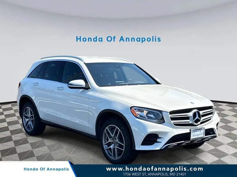 2017 Mercedes-Benz GLC GLC300 4MATIC photo 1