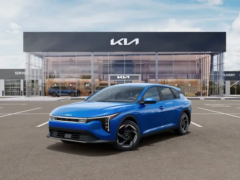 2026 Kia K4 EX AT Hatchback photo 1