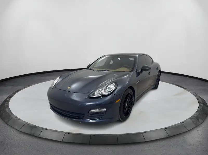 2012 Porsche Panamera 4 photo 1
