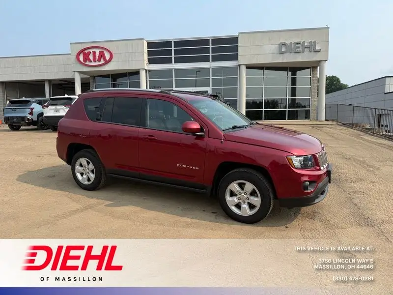 2017 Jeep Compass Latitude photo 1