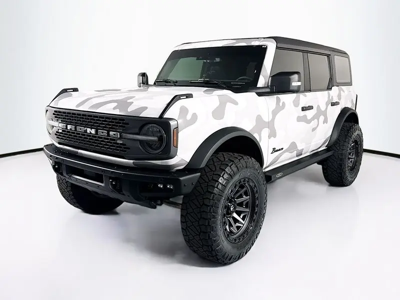 2021 Ford Bronco Badlands 4x4 photo 1