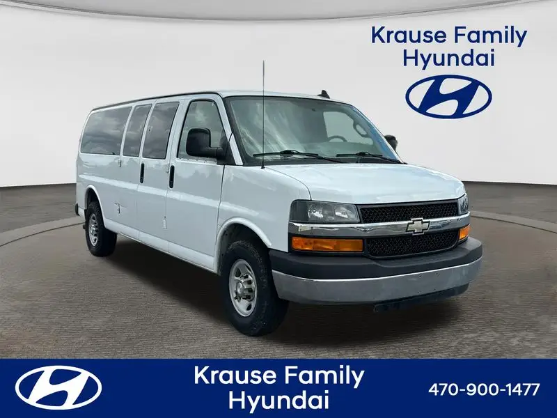 2017 Chevrolet Express 3500 LS Extended photo 1