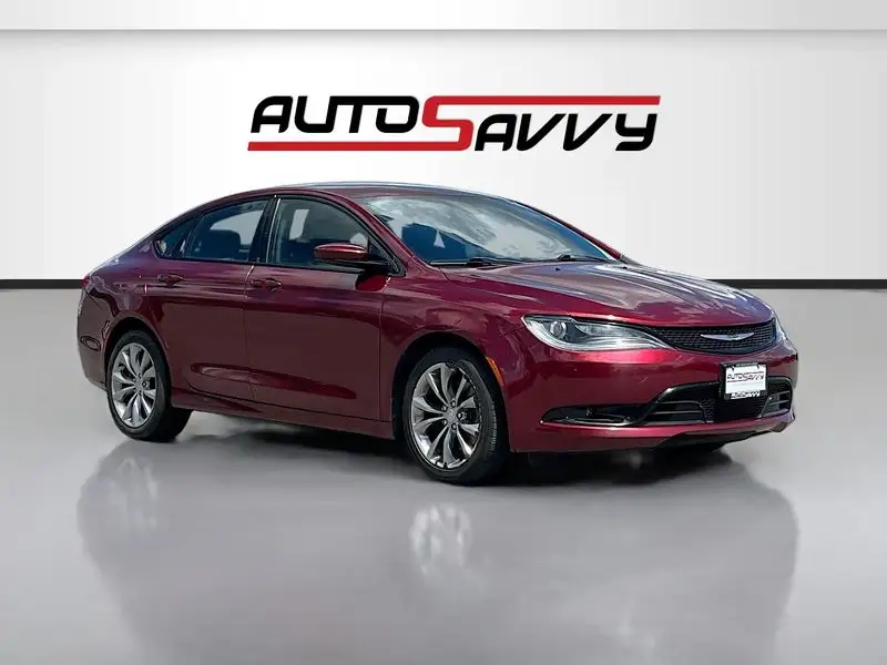2016 Chrysler 200 S AWD photo 1