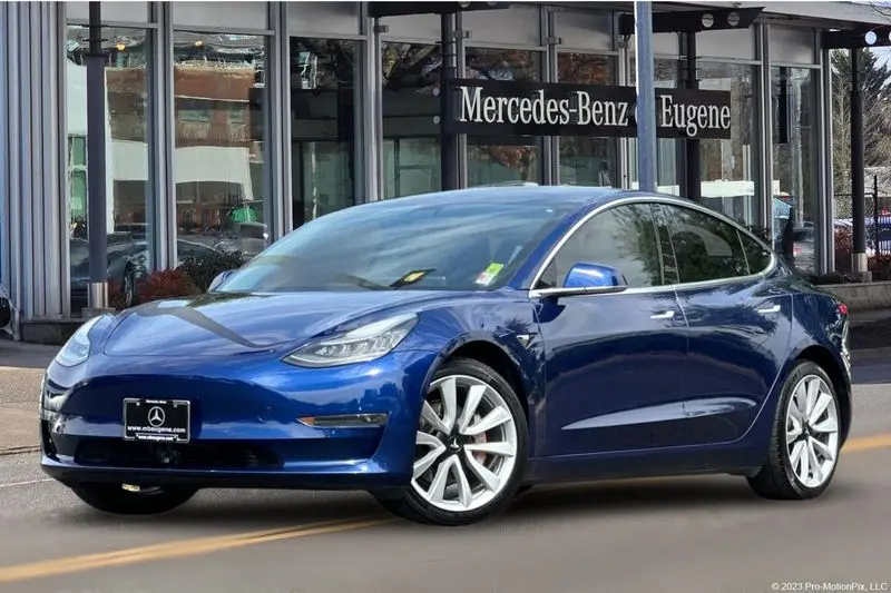 2020 Tesla Model 3 Long Range Dual Motor All-Wheel Drive photo 1