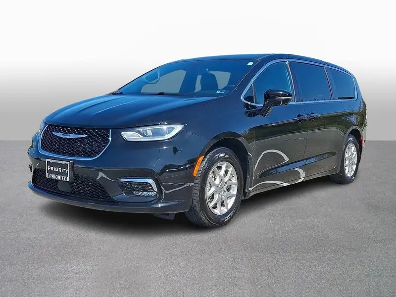 2025 Chrysler Pacifica Select photo 1