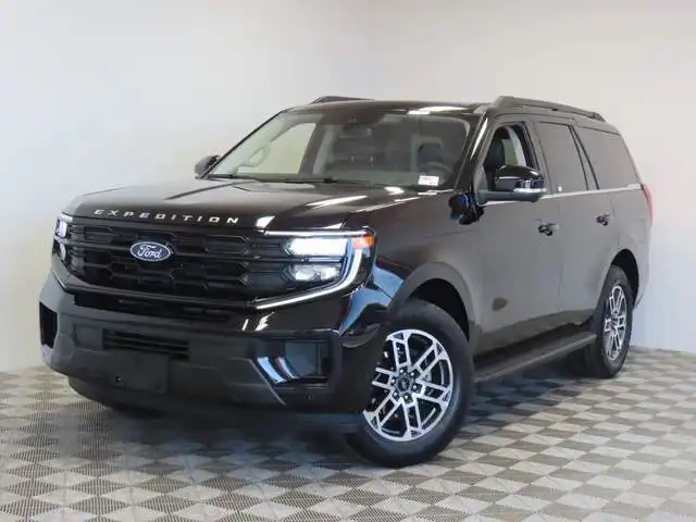 2025 Ford Expedition Active's photo