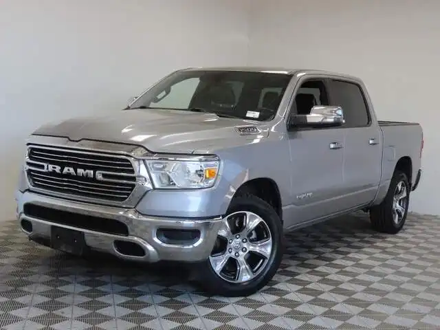 2024 RAM 1500 Laramie Crew Cab 5'7's photo