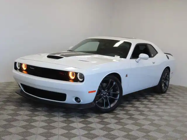 2023 Dodge Challenger R/T Scat Pack's photo