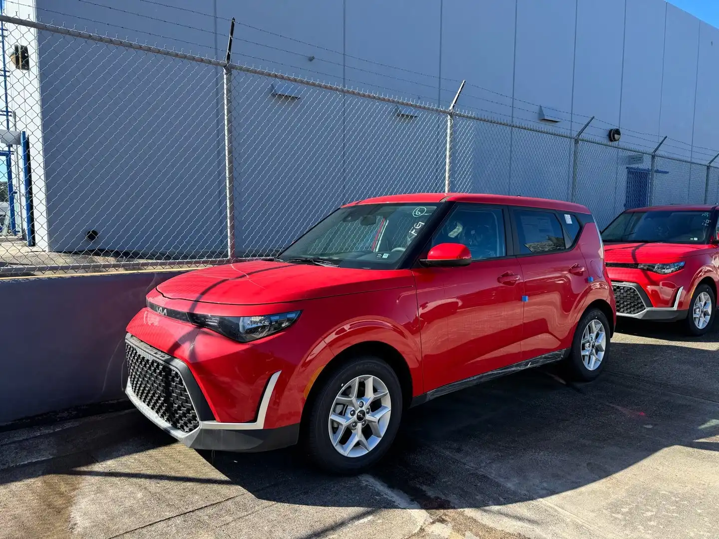 2025 Kia Soul 2.0 LX IVT's photo
