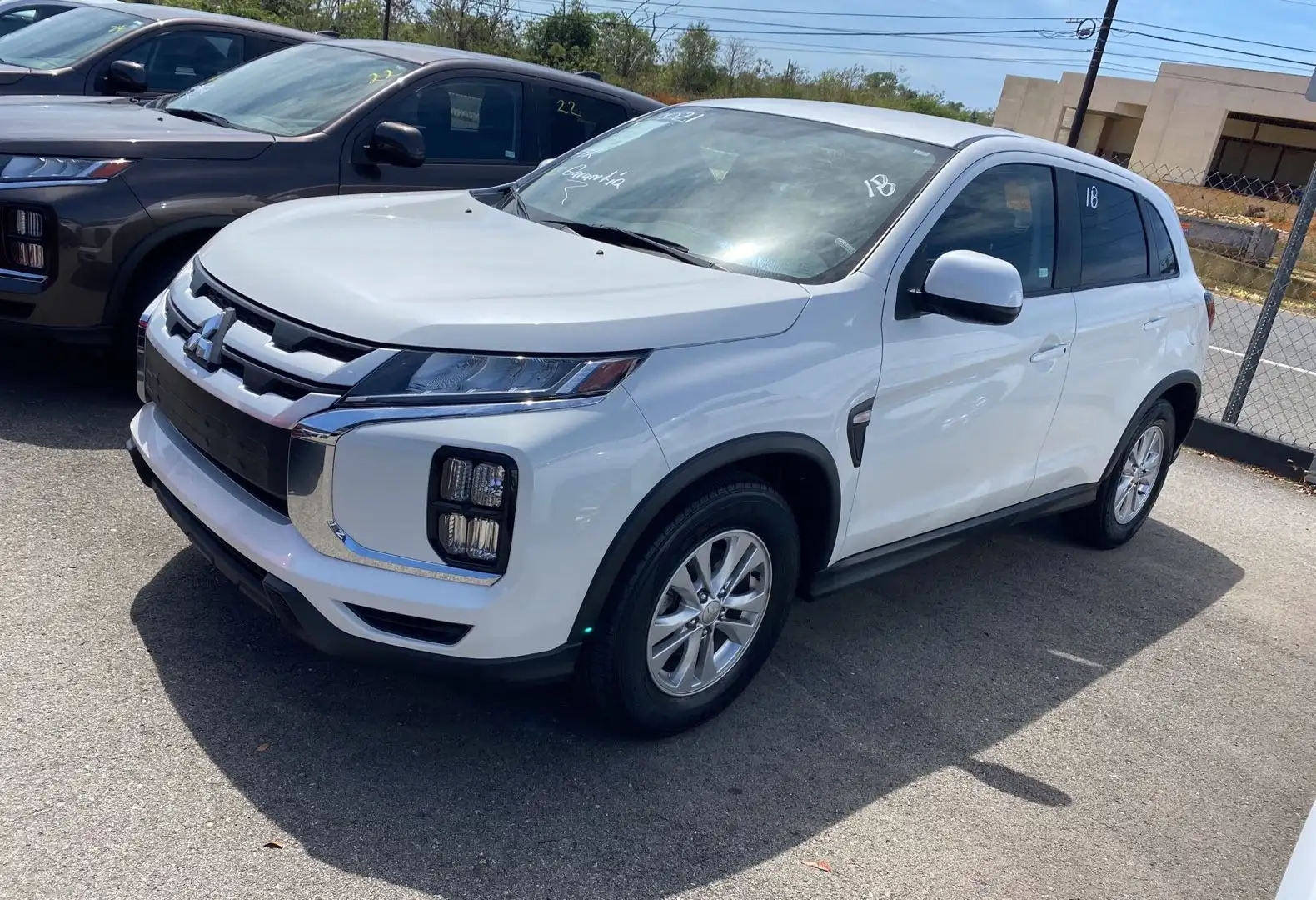 2021 Mitsubishi Outlander Sport 2.0 ES 2WD CVT's photo