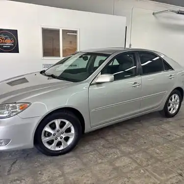 2005 Toyota Camry XLE V6 5AT's photo