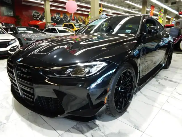 2022 BMW M4 Competition's photo