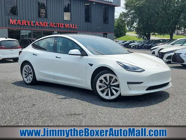 2023 Tesla Model 3 Base's photo