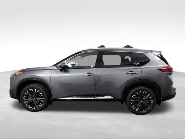 2026 Nissan Rogue Platinum AWD's photo