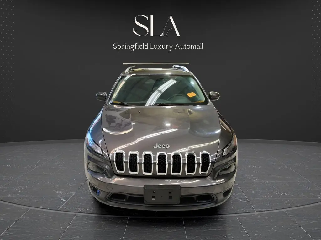 2016 Jeep Cherokee Latitude 4X4 photo 3
