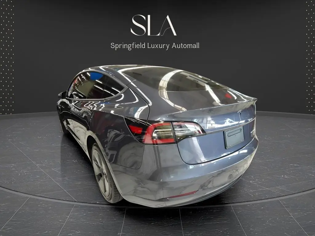 2023 Tesla Model 3 Long Range photo 4