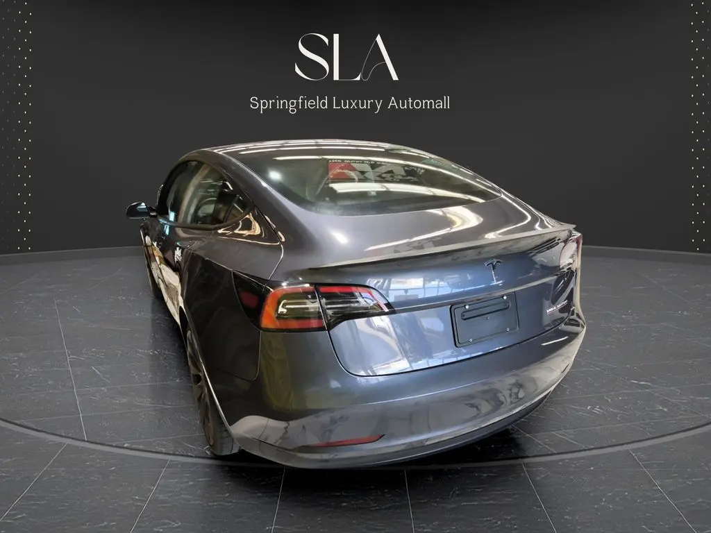 2023 Tesla Model 3 Performance photo 5