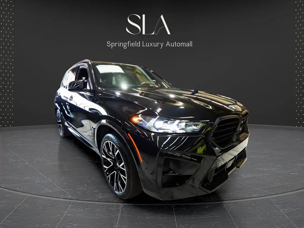 2024 BMW X5 M Competition's photo