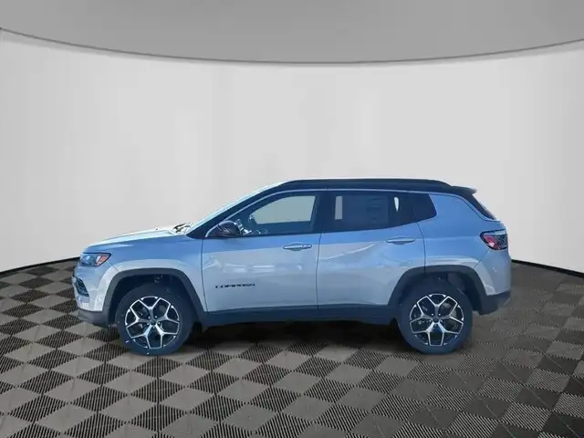 2026 Jeep Compass Limited 4X4's photo