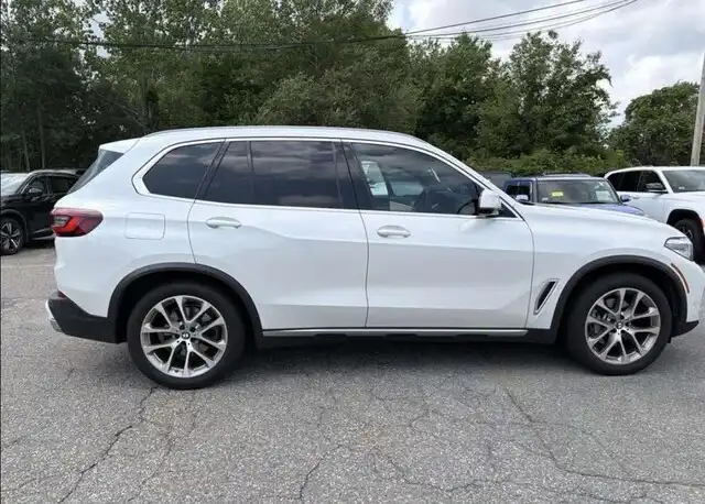 2021 BMW X5 xDrive40i's photo