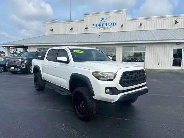 2016 Toyota Tacoma TRD Off Road Double Cab 4x4 V6 M/T SB's photo