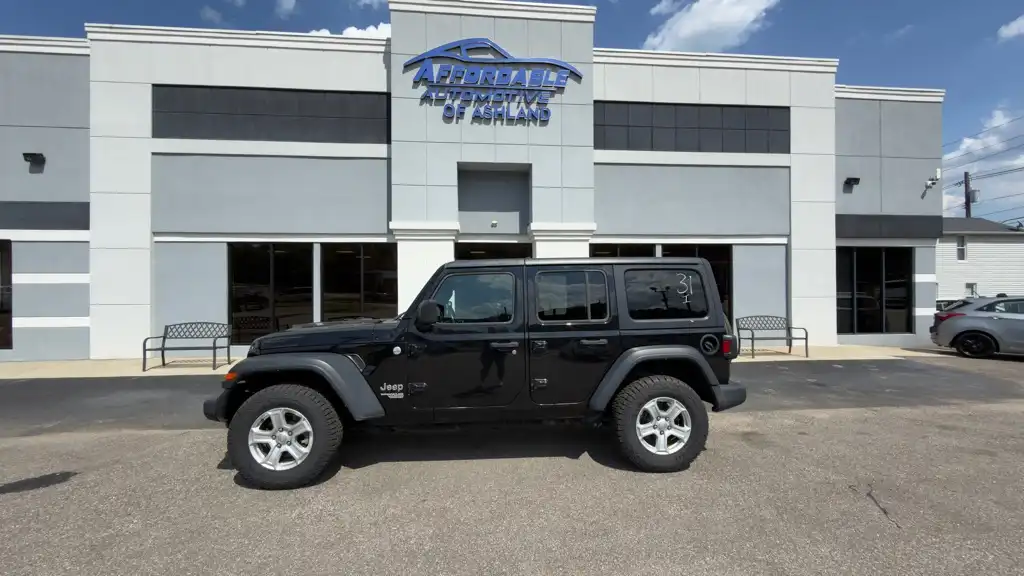 2018 Jeep Wrangler Sport S's photo