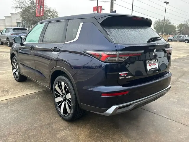 2026 Mitsubishi Outlander SE S-AWC photo 5