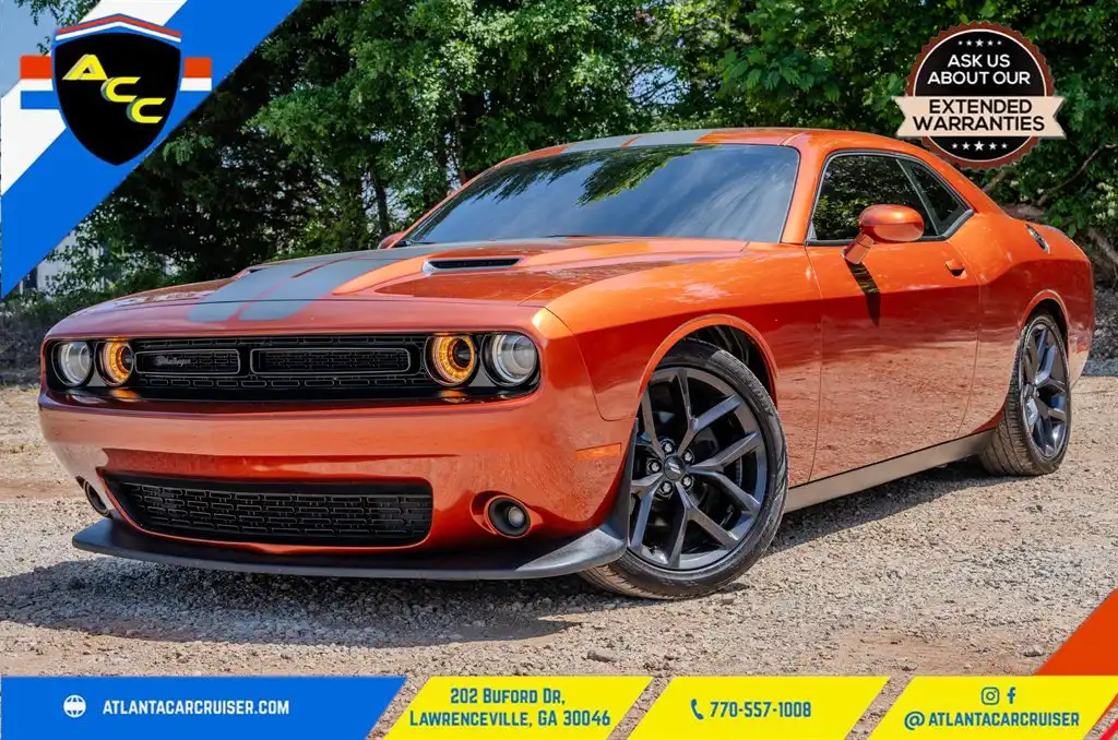2020 Dodge Challenger SXT Auto's photo