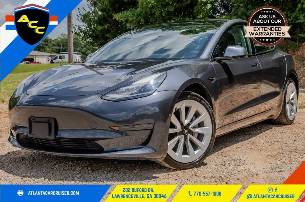 2022 Tesla Model 3 Standard Range Plus's photo