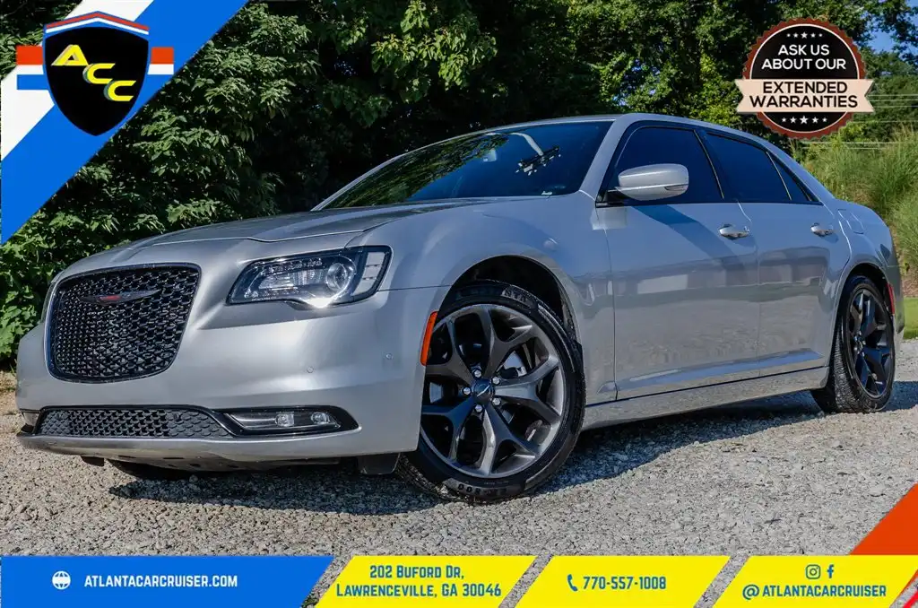 2022 Chrysler 300 S's photo