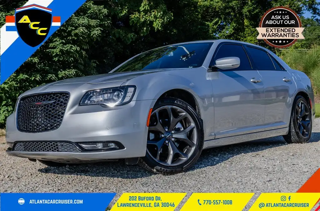 2022 Chrysler 300 S's photo