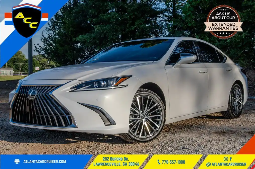 2024 Lexus ES 300h 300h's photo