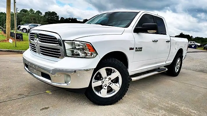 2018 RAM 1500 Big Horn 4x4 Quad Cab 6'4's photo