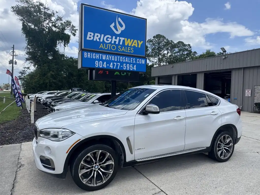 2017 BMW X6 sDrive35i's photo