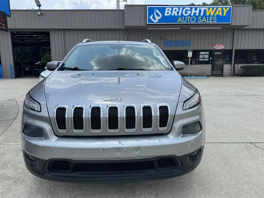 2018 Jeep Cherokee Latitude photo 4