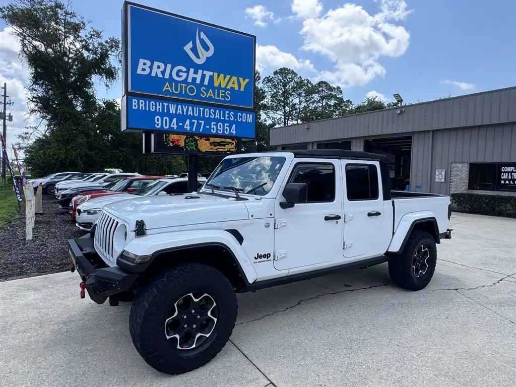 2021 Jeep Gladiator Sport S's photo