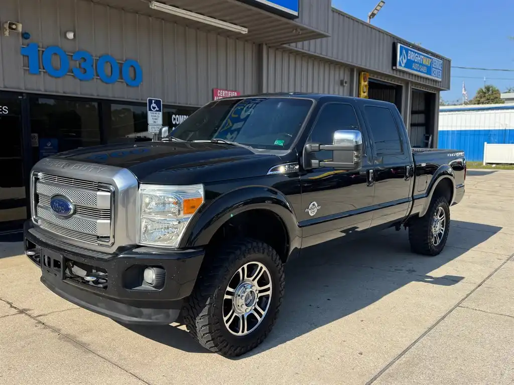 2014 Ford F-250 Platinum 4x4 Crew Cab 172 in's photo