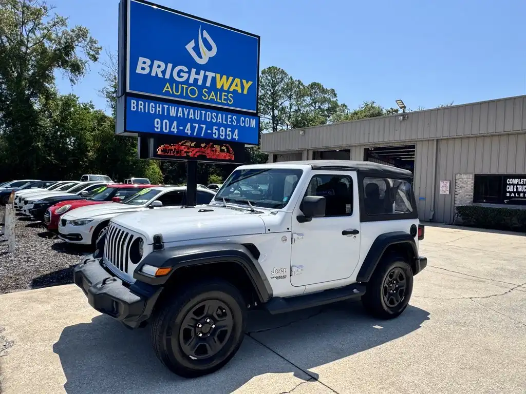 2020 Jeep Wrangler Sport's photo
