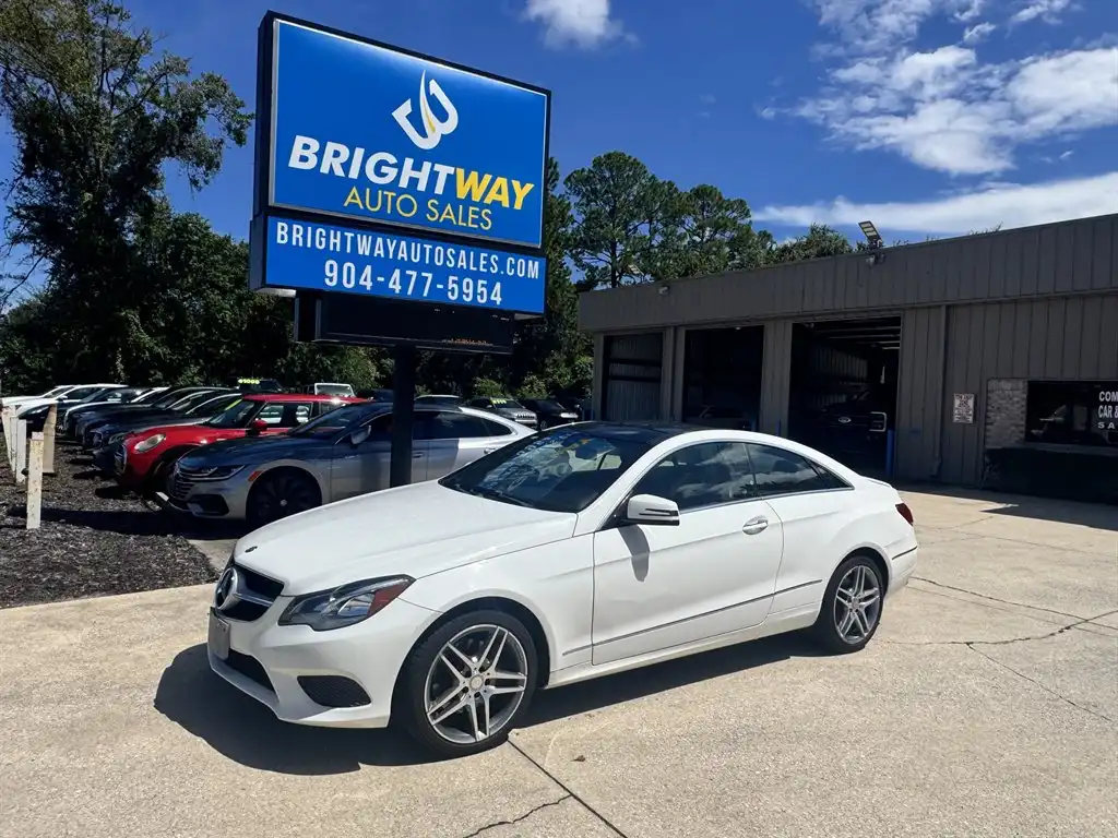 2014 Mercedes-Benz E-Class E350 4MATIC's photo