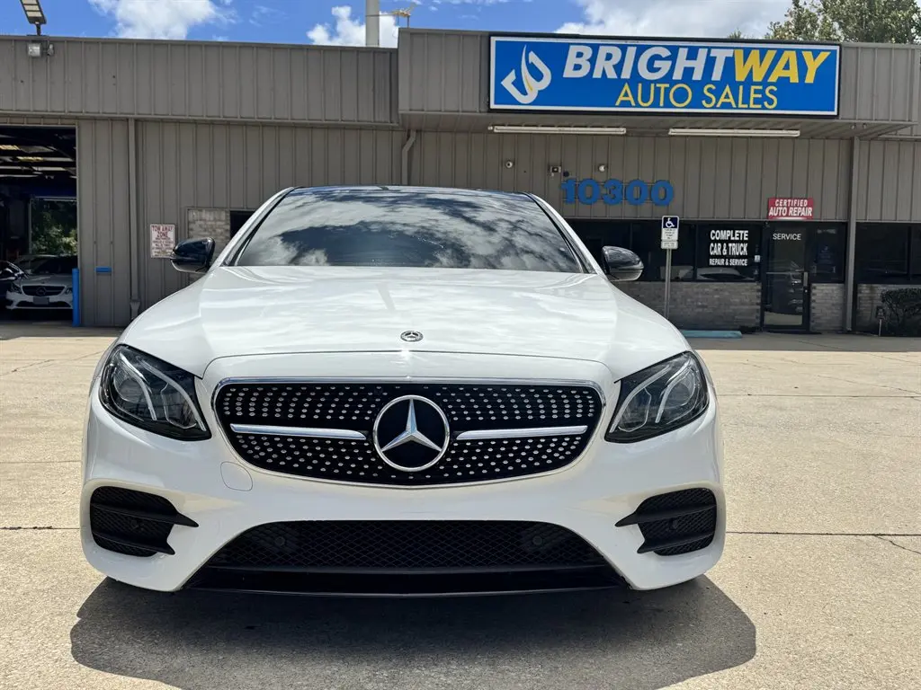 2017 Mercedes-Benz E-Class E300 photo 4