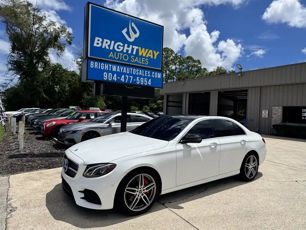2017 Mercedes-Benz E-Class E300's photo
